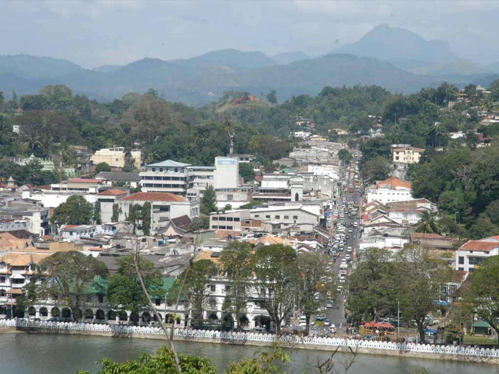 Alcam Holiday Home Kandy Exterior foto